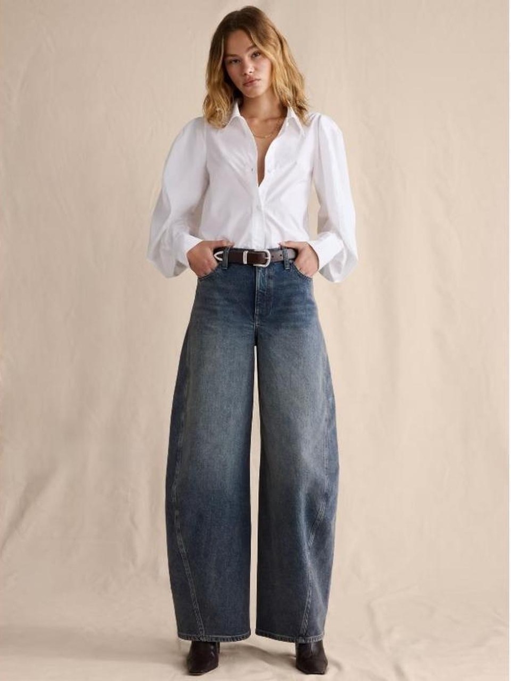High-Rise Loose Barrel Jean